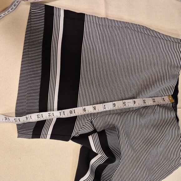 ARMANI EXCHANGE high waisted black and white shorts - Picture 11 of 13